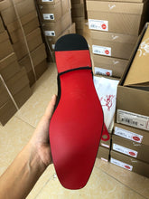 Leather shoes