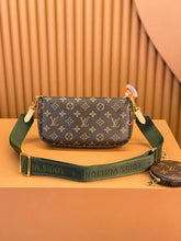 Shoulder Bags