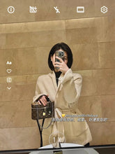 Shoulder Bags