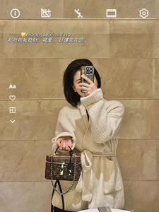 Shoulder Bags